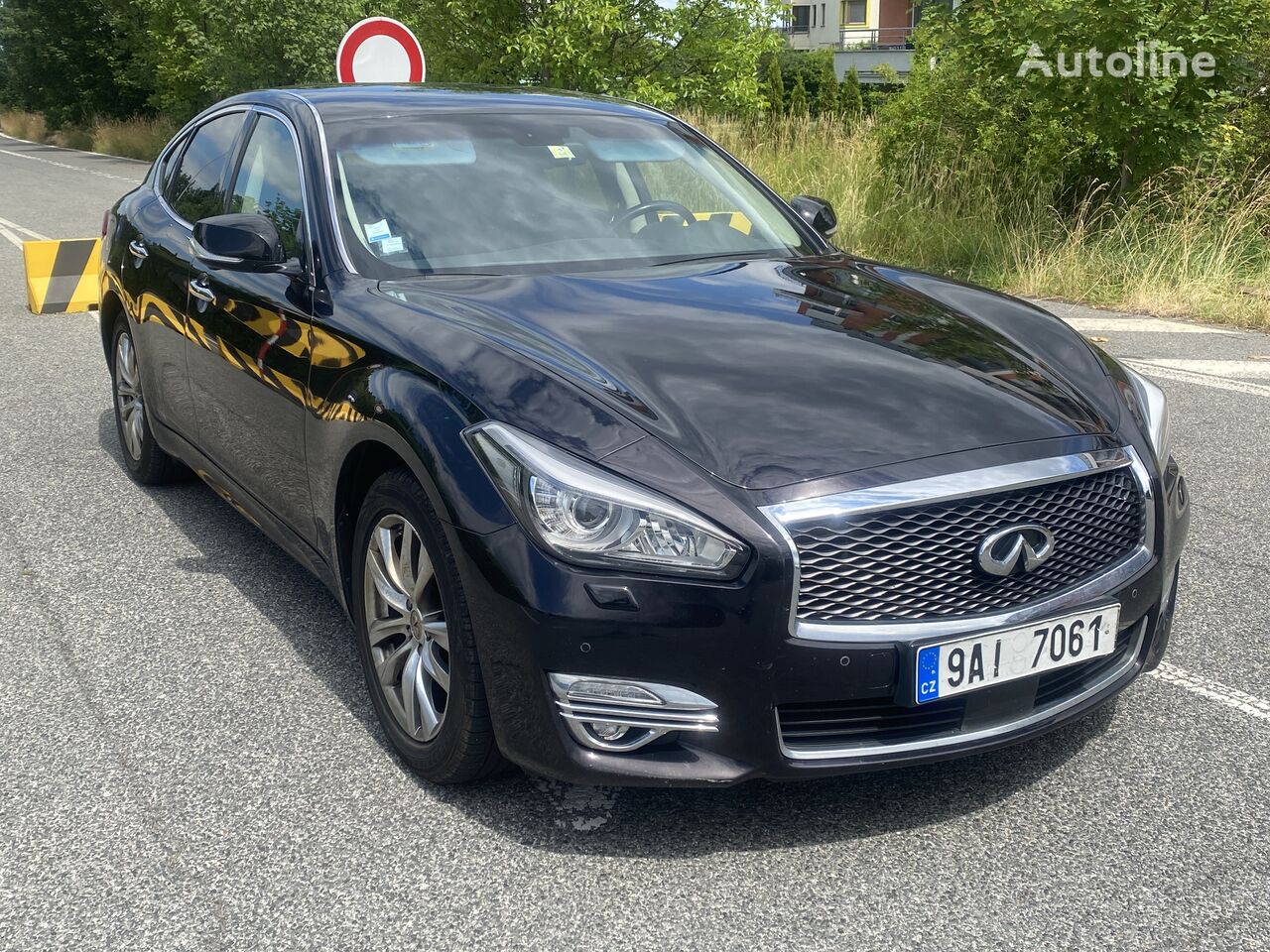 седан Infiniti Q70, 2,2d Premium