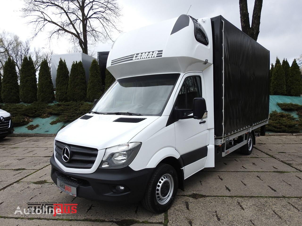 Купить тентованный грузовик < 3.5т Mercedes-Benz Sprinter 316 Польша  Wałbrzych, ZA29075