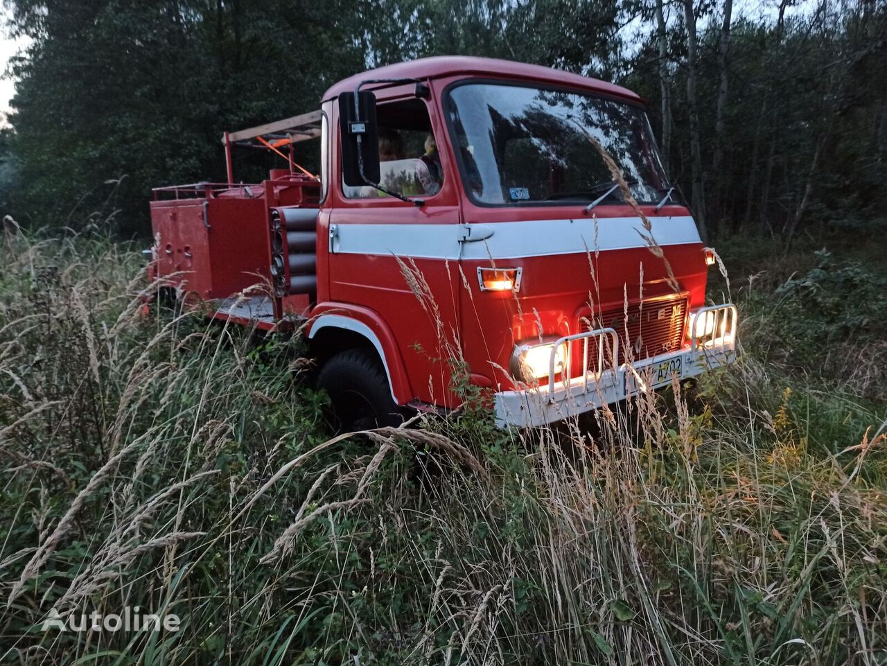 Купить пожарную машину Renault SAVIEM 4x4 TP3 OLDTIMER FIRE TRUCK Польша  Racibórz, LK33774