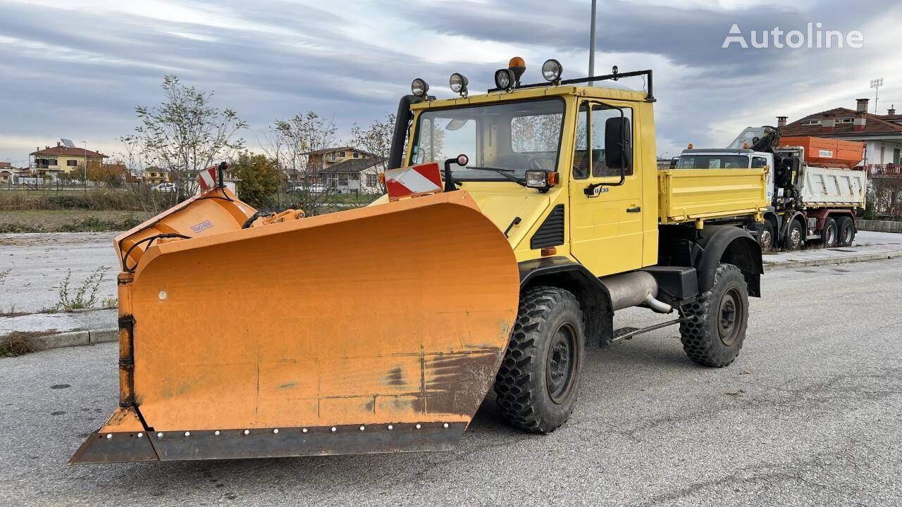 Купить универсальную коммунальную машину Mercedes-Benz Unimog U130 Италия  Cuneo, BV34176