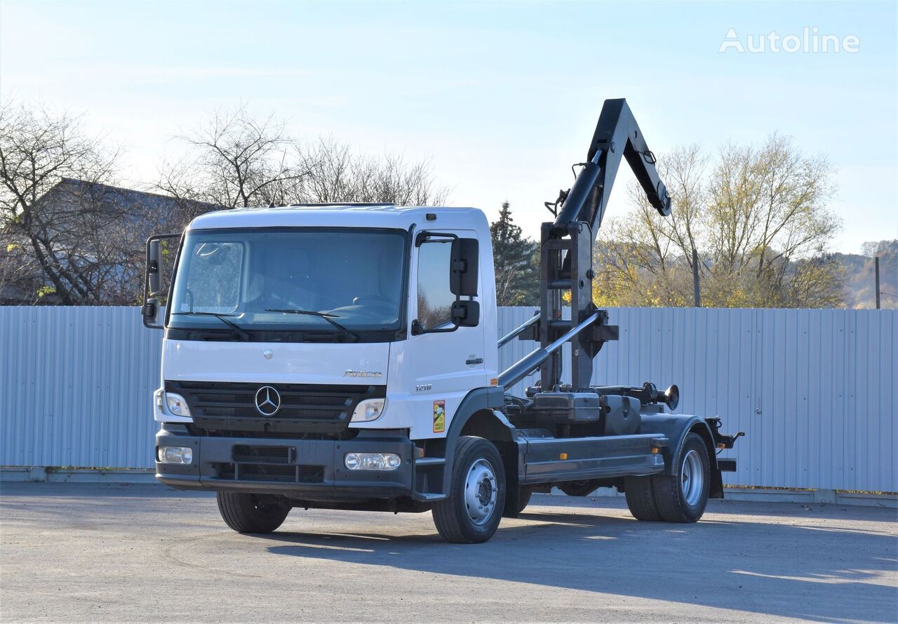 крюковой мультилифт Mercedes-Benz ATEGO 1218 * ABROLLKIPPER * TOPZUSTAND