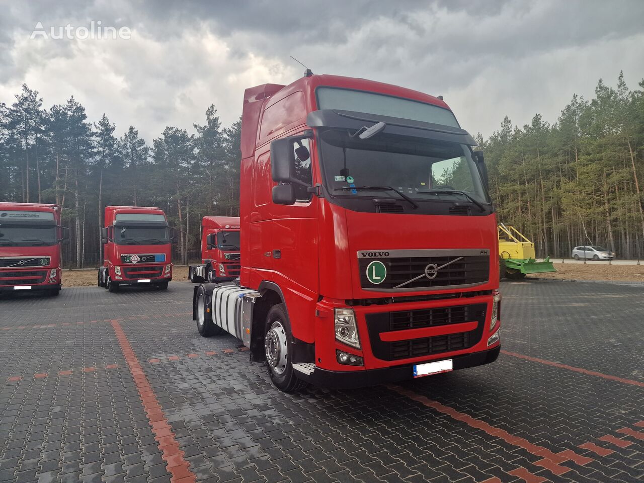 Купить тягач Volvo FH13 Globetrotter XL STANDARD MANUAL 420 EURO 5 2011 r  Польша, UX31415